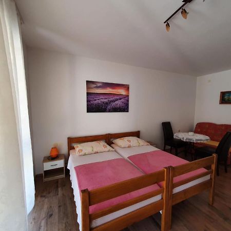 Apartments Topalovic Kostrena Exterior photo