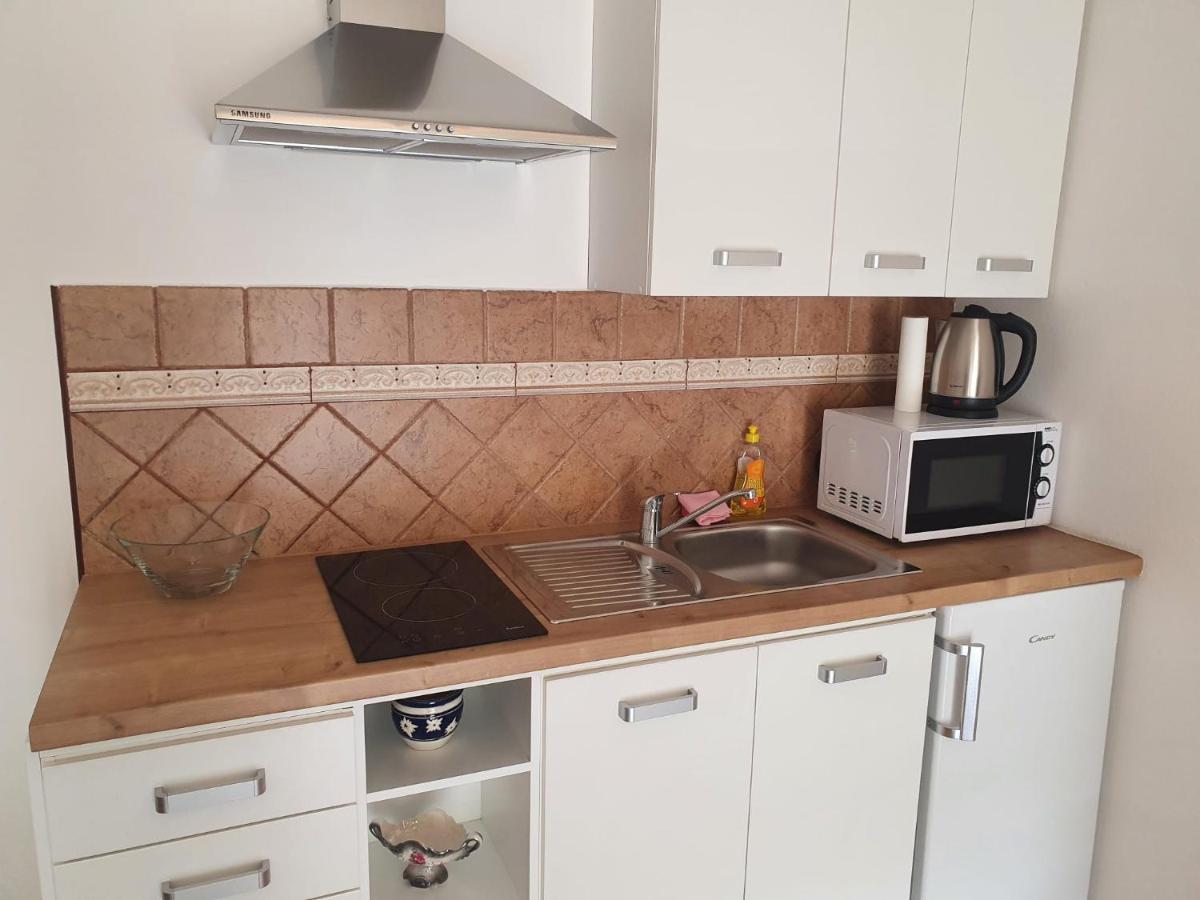 Apartments Topalovic Kostrena Exterior photo